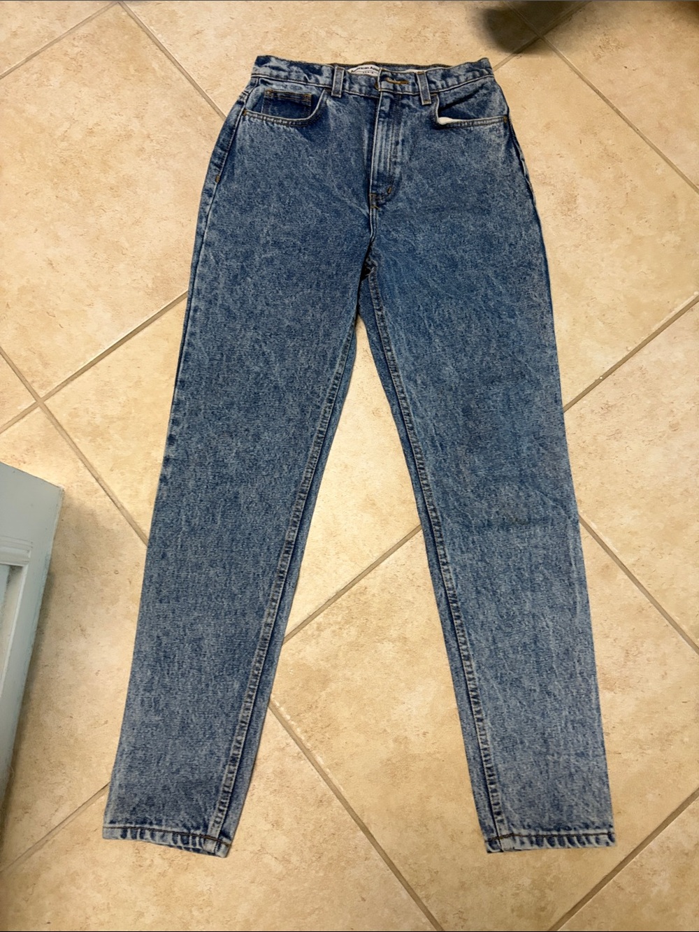 Classic High-Waist Blue Women’s Jeans American apparel 28